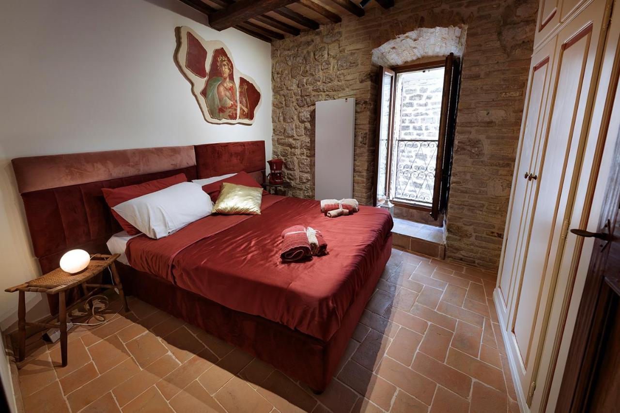 Perfetta Letizia Casa Vacanza Assis Exterior foto